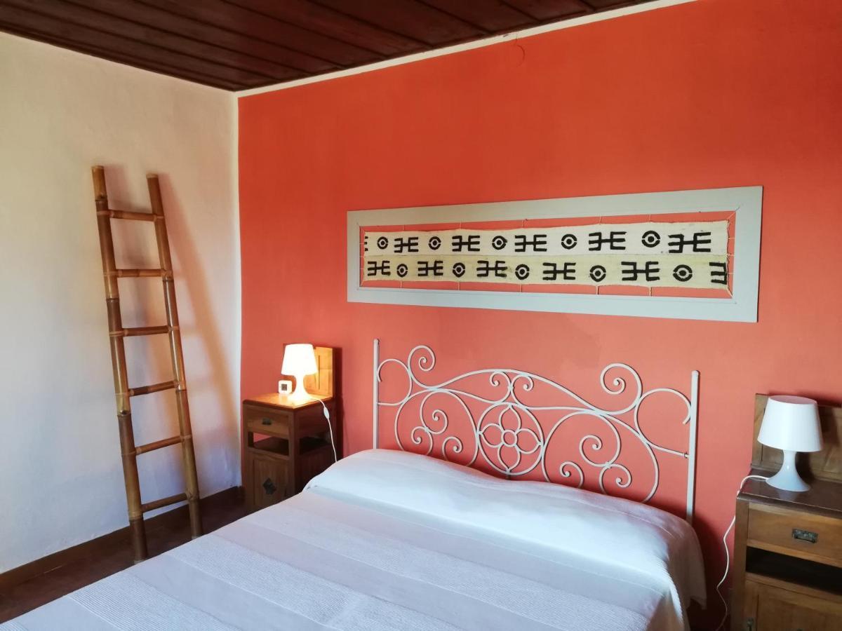 Le Civette Apartment มอนเตคาตีนี วัล ดิ เชชินา ภายนอก รูปภาพ