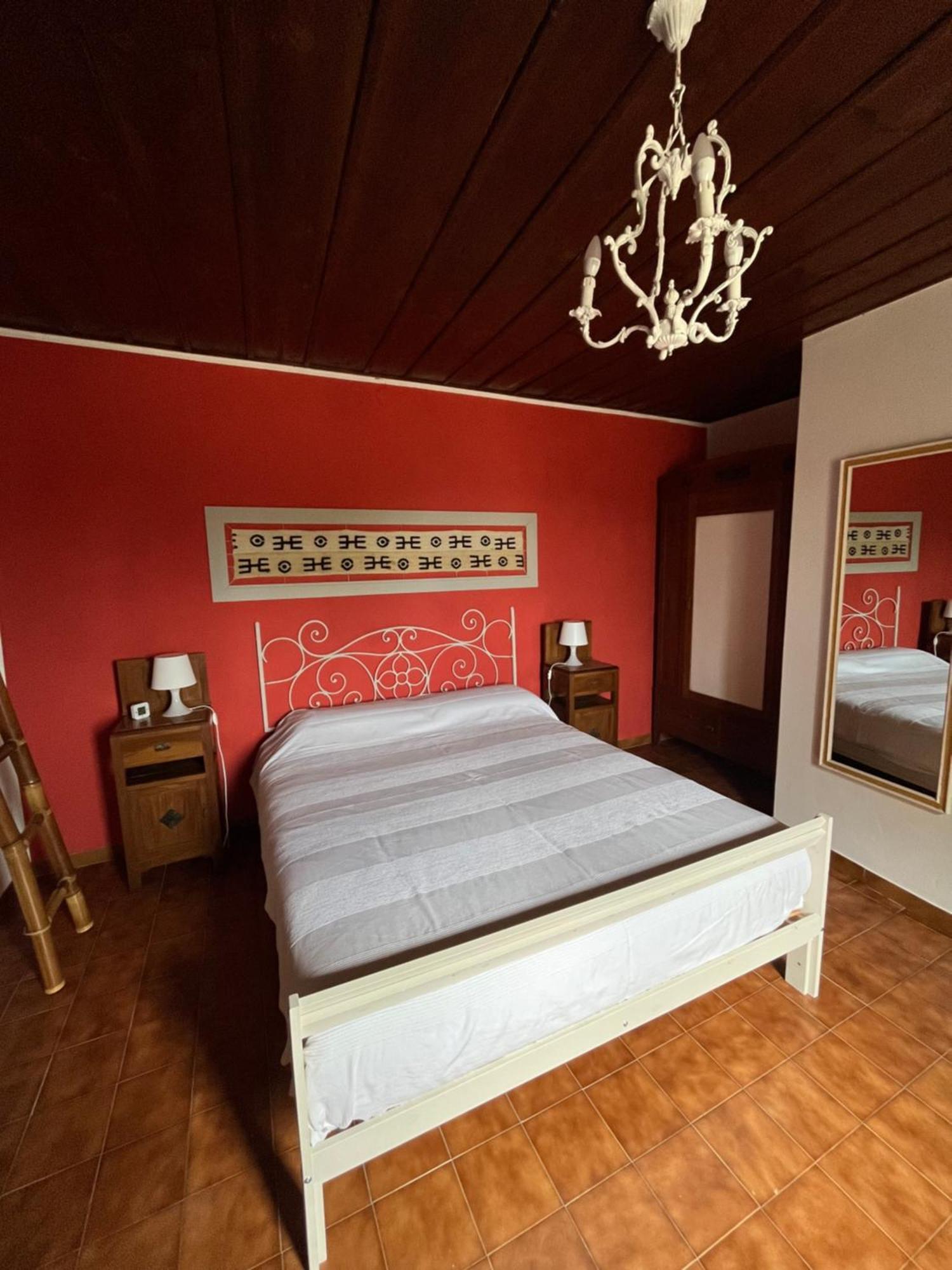 Le Civette Apartment มอนเตคาตีนี วัล ดิ เชชินา ภายนอก รูปภาพ