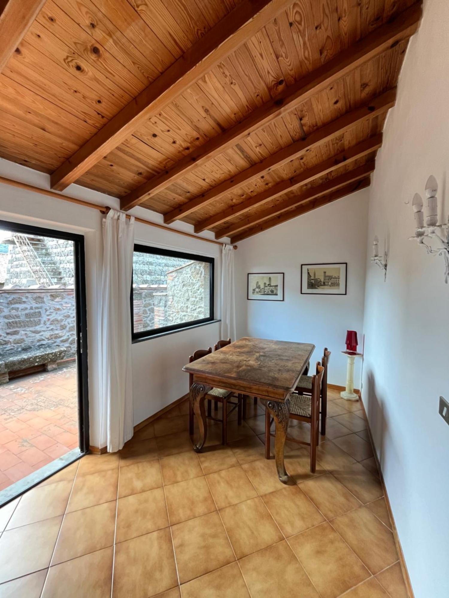 Le Civette Apartment มอนเตคาตีนี วัล ดิ เชชินา ภายนอก รูปภาพ